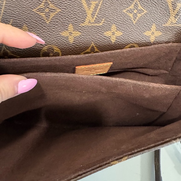 Louis Vuitton Brown Métis Pouchette Monogram Bag - Picture 11 of 11